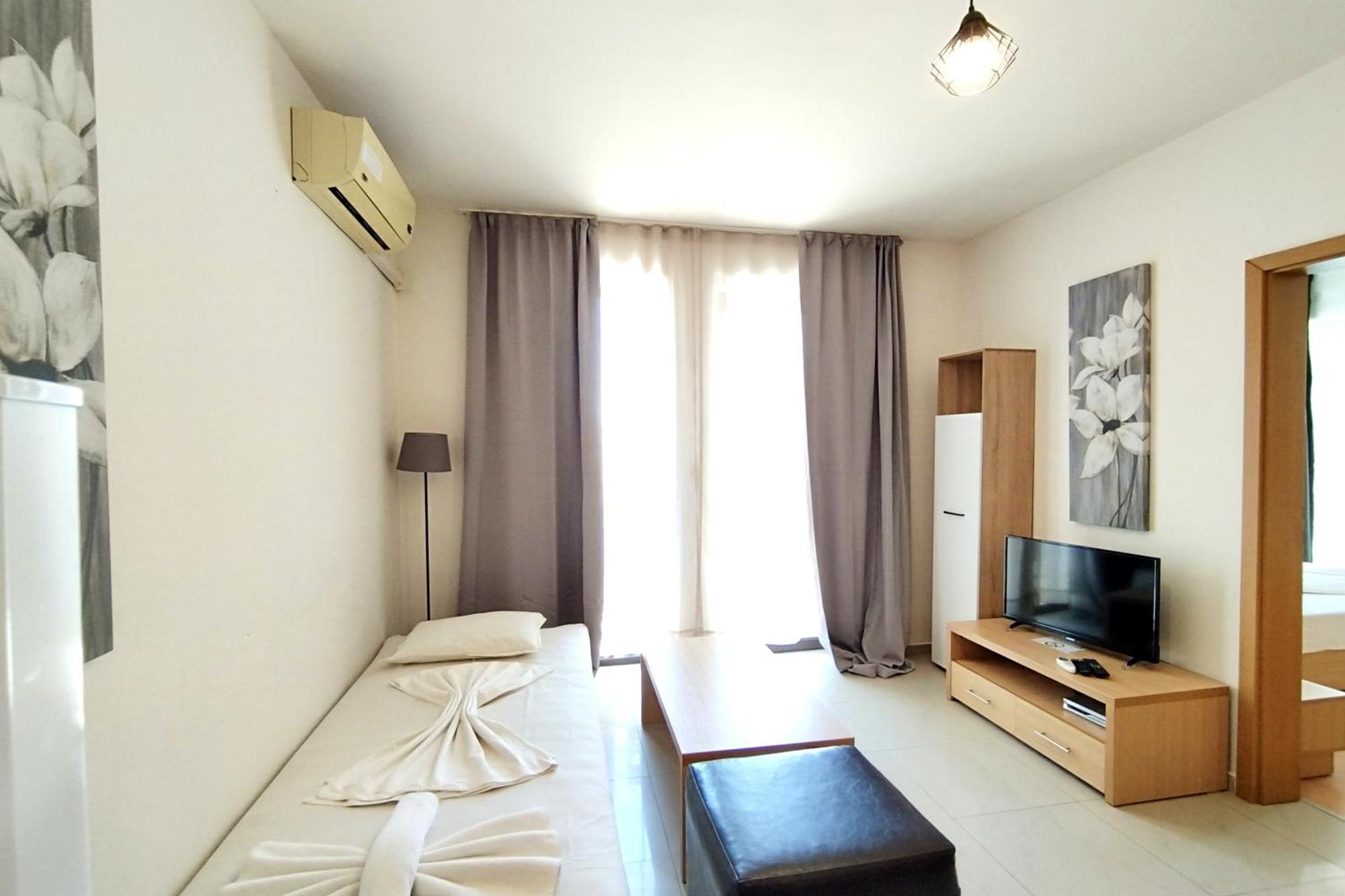 New Line Village Apartments Slantchev Briag Extérieur photo
