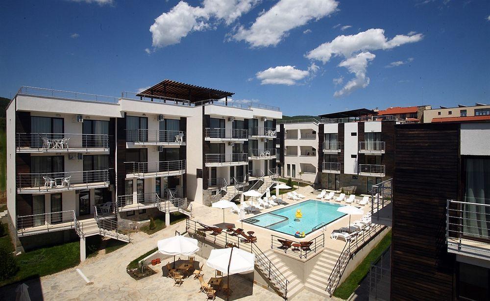 New Line Village Apartments Slantchev Briag Extérieur photo