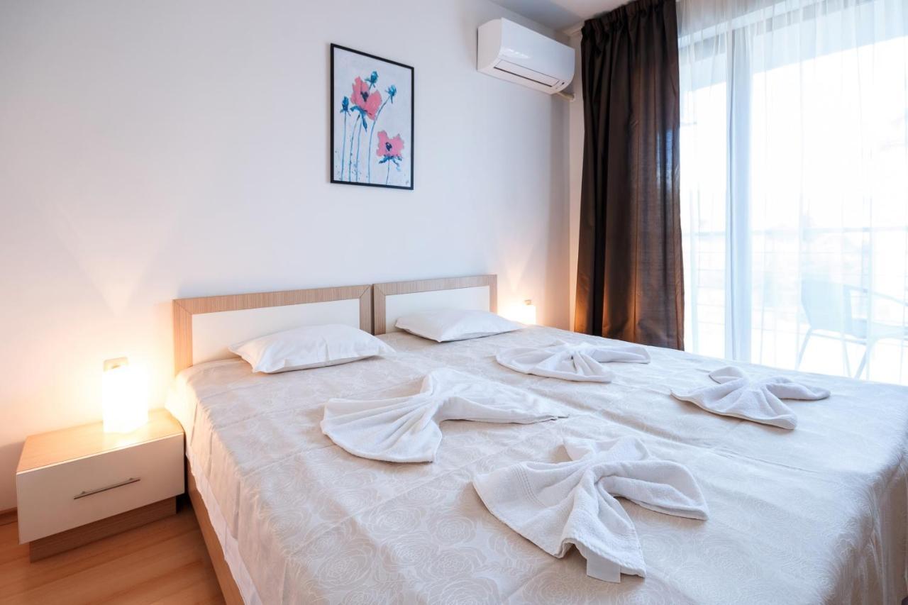New Line Village Apartments Slantchev Briag Extérieur photo