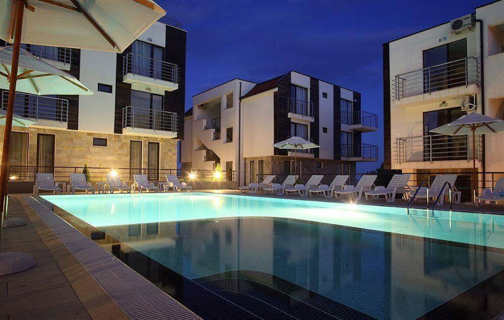 New Line Village Apartments Slantchev Briag Extérieur photo